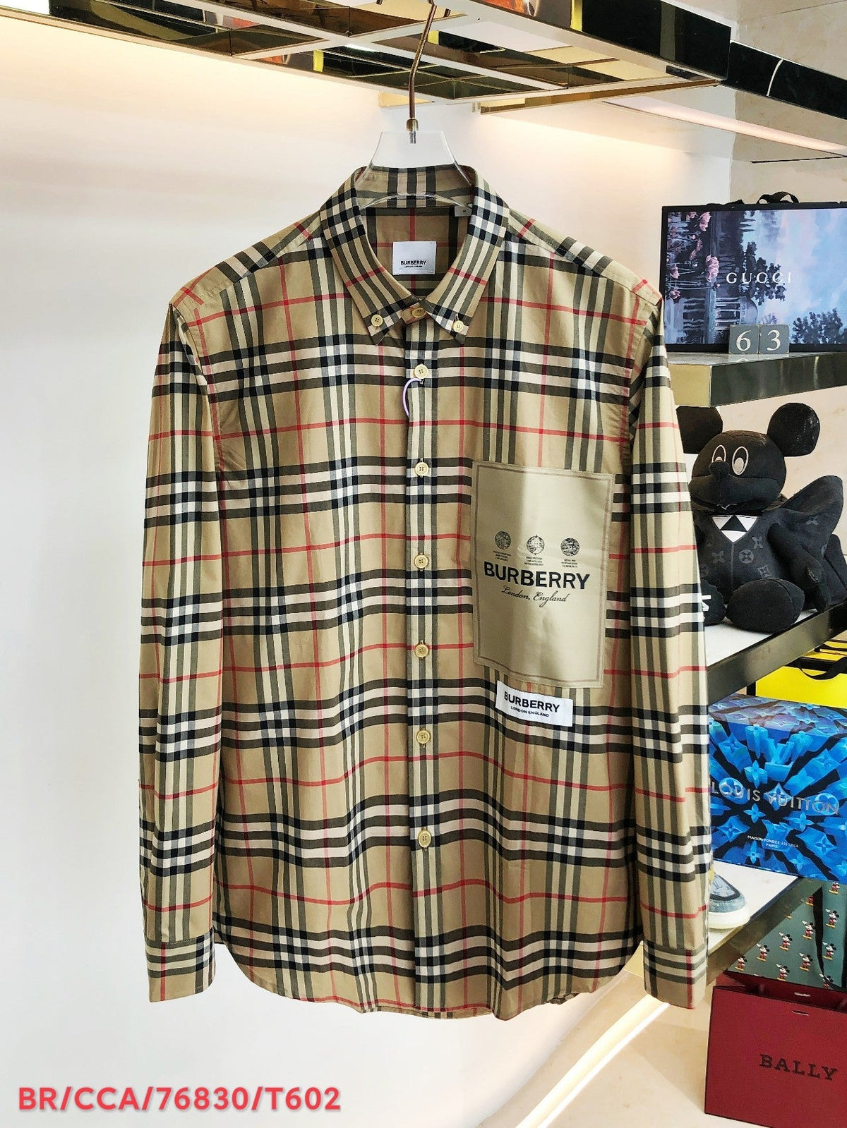 버버리 셔츠 003