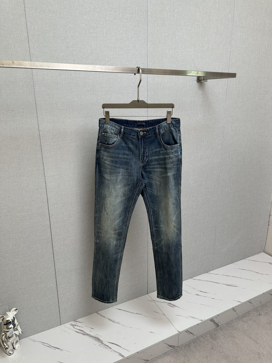 루이 비통 모던 실루엣 팬츠 10
