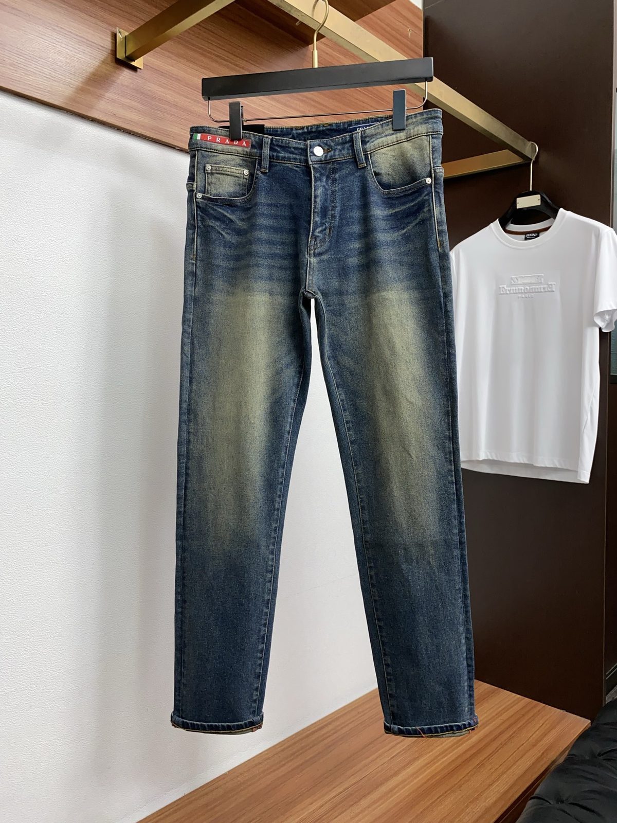 프라다 모던 실루엣 팬츠 09